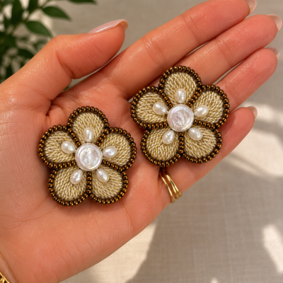 aro plumas y flecos círculo beige visón