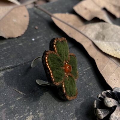 Anillo Flor Verde Oscuro