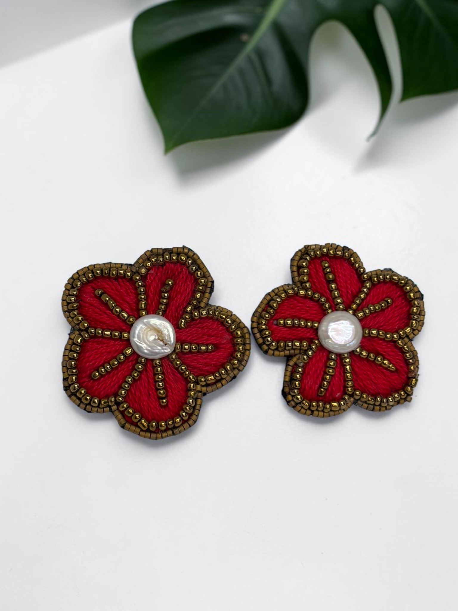 Aro Vinca Rojo Obispo con Perla de Río