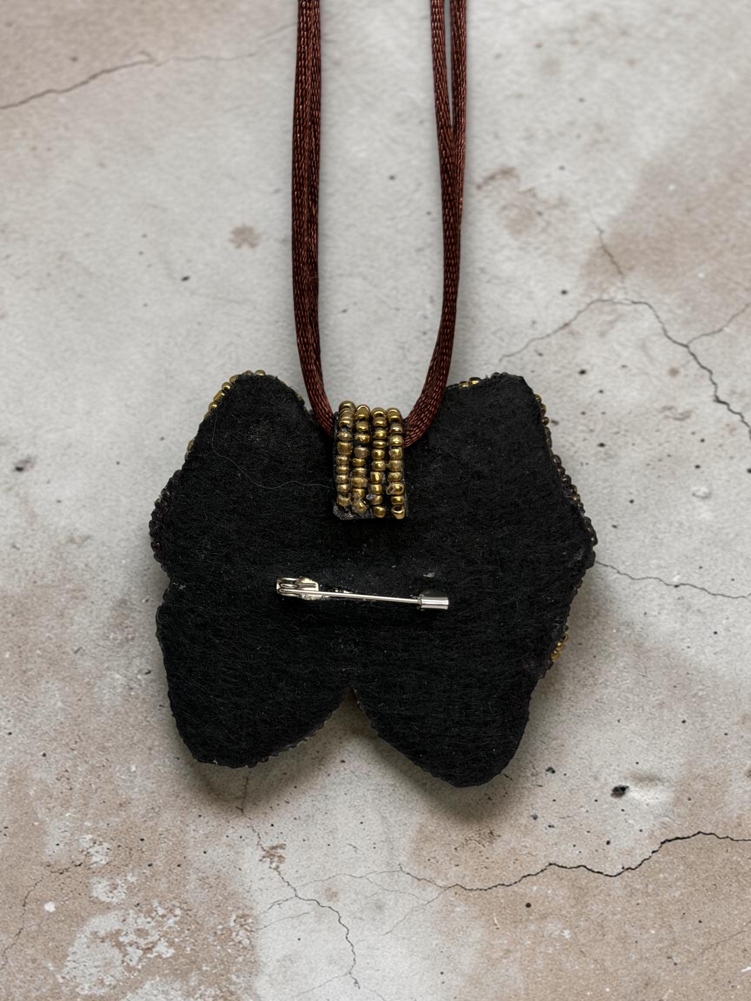 Collar Prendedor Mariposa Dorada